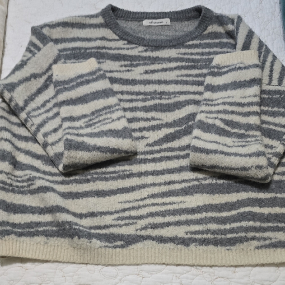 Olivaceous Zebra Pattern, Super Soft Gray and Cream Sweater